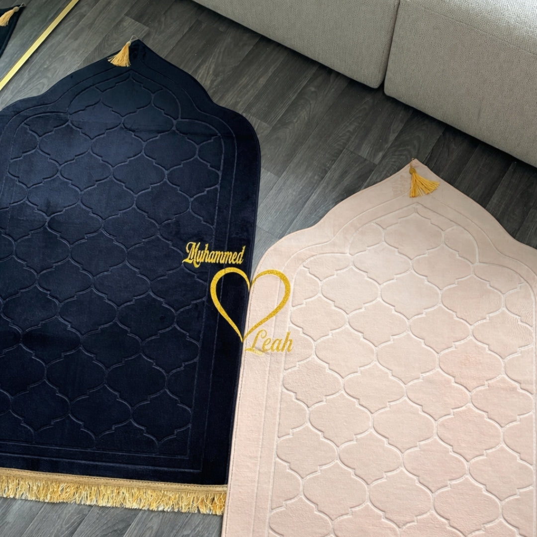 Personalised Couple Prayer Mat Set with Names – Foam Padded Islamic Prayer Mats