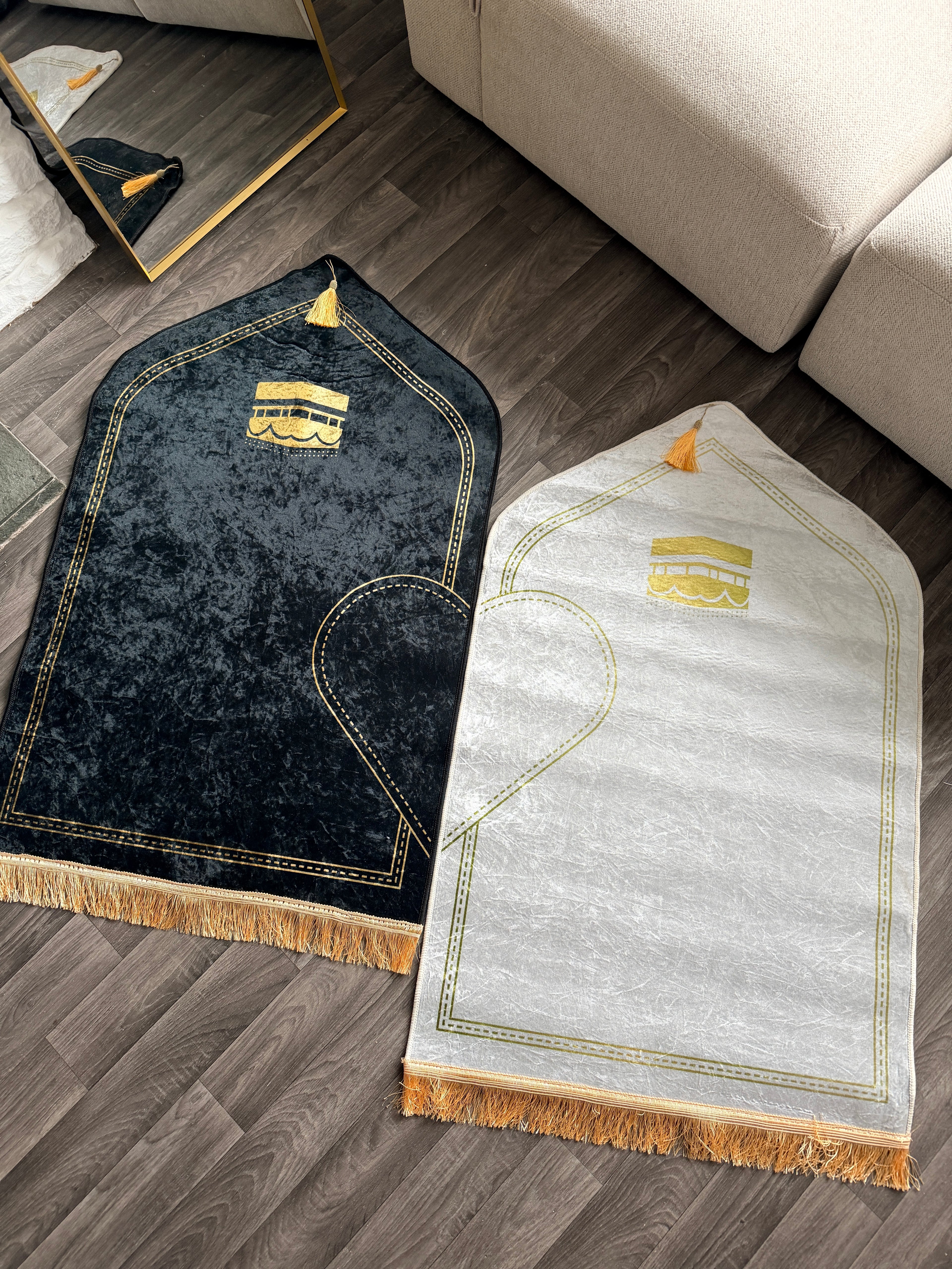 Couple Prayer Mat Set with Heart Design – 2 Piece Islamic Prayer Mats for Couples