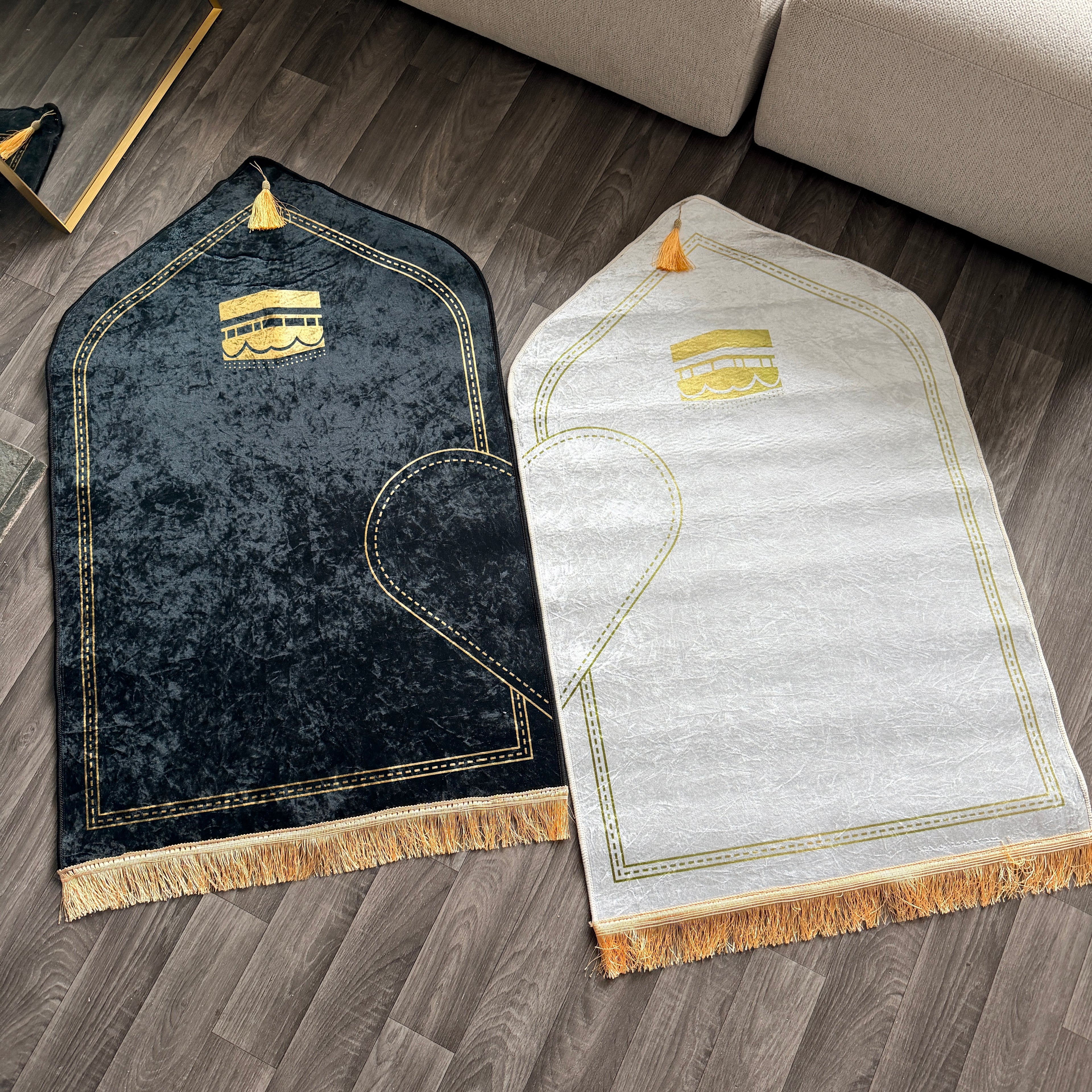 Couple Prayer Mat Set with Heart Design – 2 Piece Islamic Prayer Mats for Couples